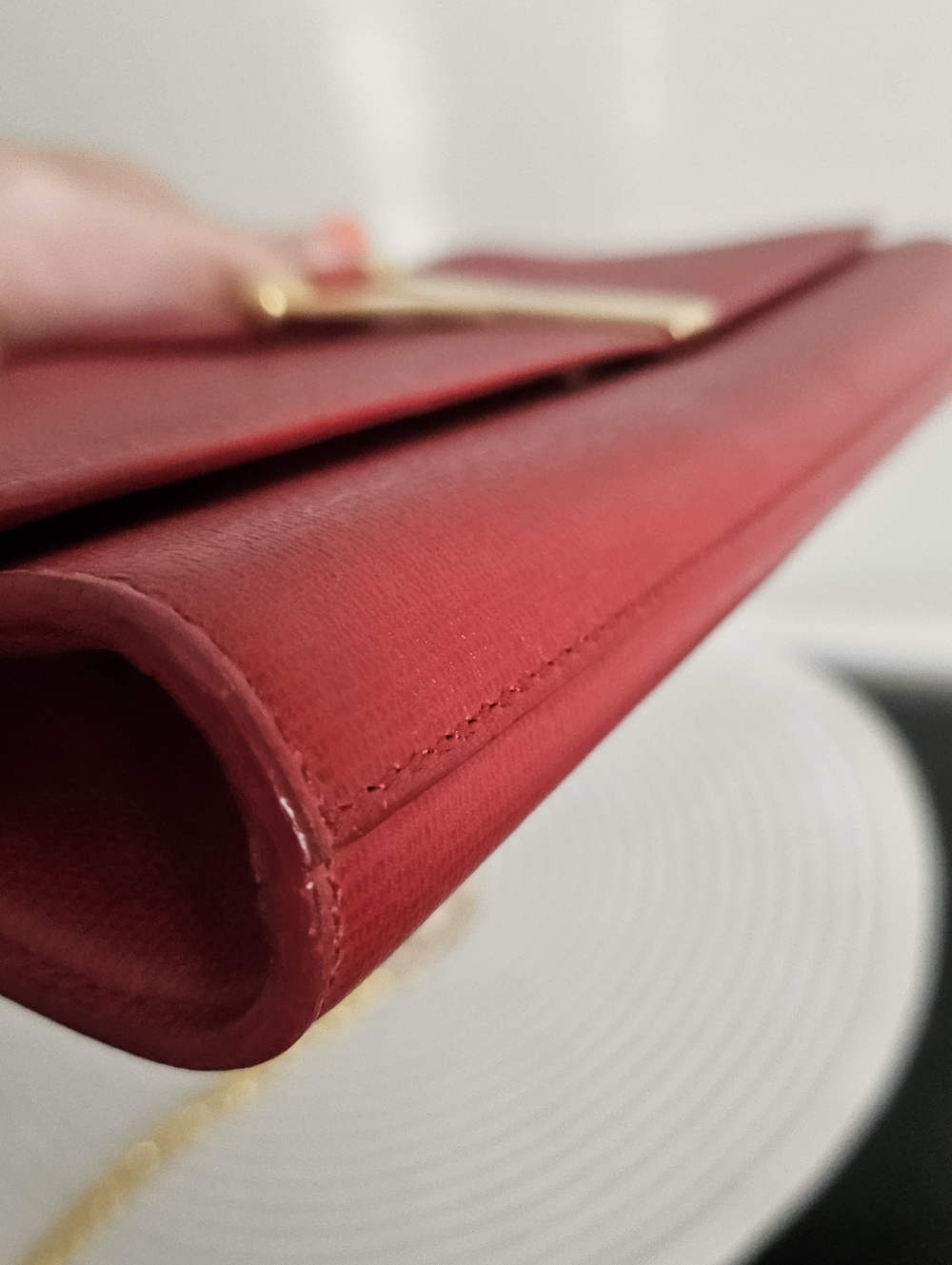 Saint Laurent Y Clutch in Red Pebbled Calfskin Leather with Gold Hardware - Picture 11 of 15